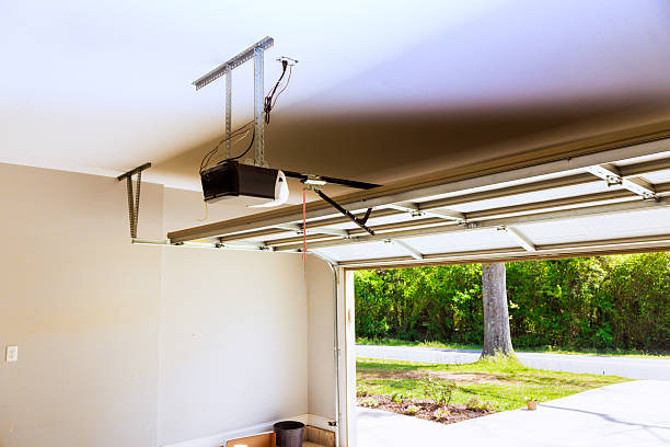Top rated local Garage Door Panel Replacement specialists in Montebello, CA